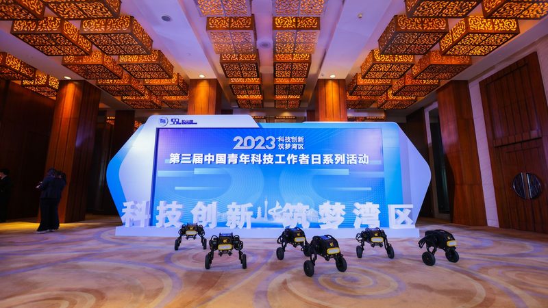 中小型电商平台外包开发成本主要包括以下几个方面：